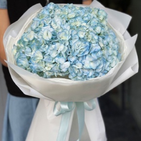 Букет из 5 голубых гортензий в Видном