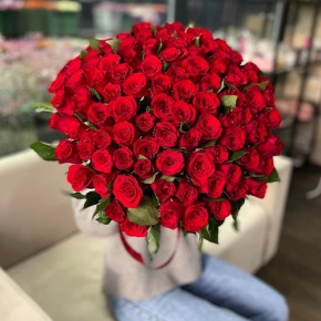 Букет "Классический" из 101 красной розы Кения (60 см) в Видном