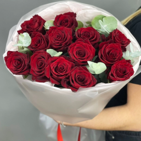 Букет из 13 роз Эквадор Эксплорер (60 см) в Видном