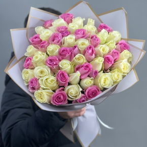 Букет из 51 розы микс  (40 см) в Видном