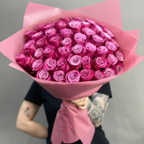 Букет из 51 розы Космик (60 см) в Видном