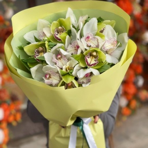 Букет "Бруклин" из орхидей и альстромерий в Видном