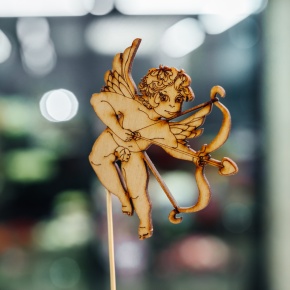 Топпер Купидон в Видном