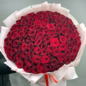 Букет "Париж" из 101 красной розы (60 см) в Видном