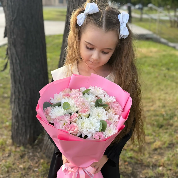 Букет из хризантем, эустом и роз в Видном