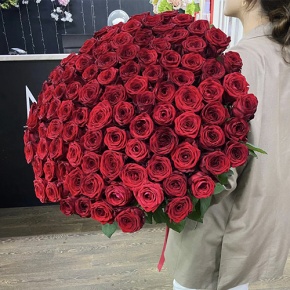 Букет 101 красная роза (70 см) в Видном