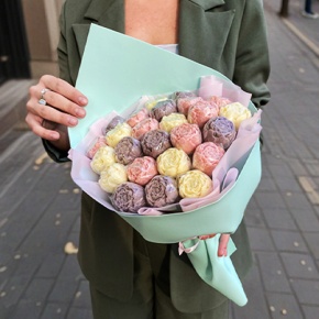 Букет 25 шоколадных пионов в Видном