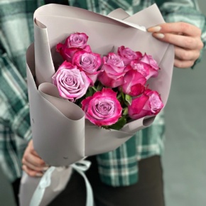 Букет "Сесилия" из 9 фиолетовых роз кения (40 см) в Видном