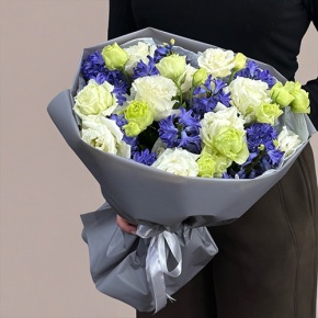 Букет из ароматных гиацинтов и эустом в Видном