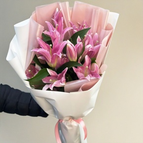 Монобукет из 9 ароматных розовых лилий в Видном