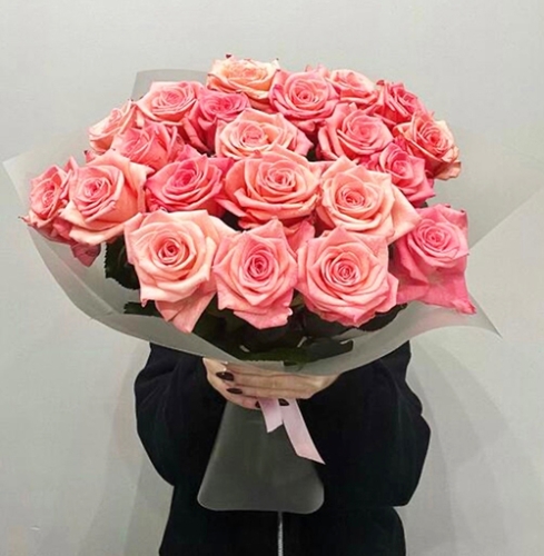 Букет из 21 розовой розы (50 см) в Видном