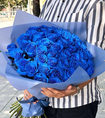 Букет из 51 синей розы Эквадор (60 см) в Видном