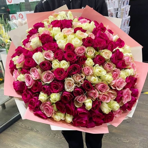 Букет 151 роза ягодный микс (40 см) в Видном